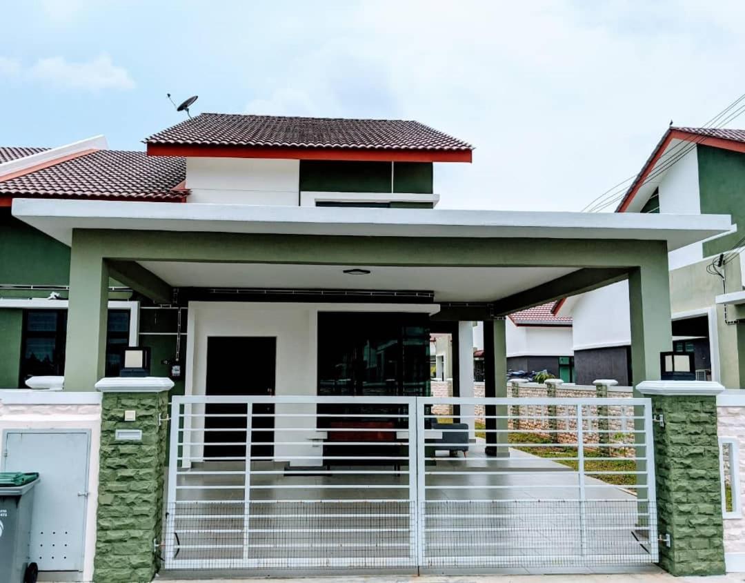 Syifa Homestay Melaka Екстериор снимка